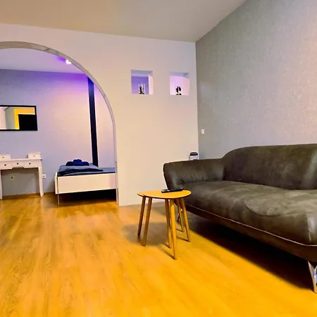Appartement Familienwohnung 2 Zimmer, Kueche, Fuer 4 Personen *